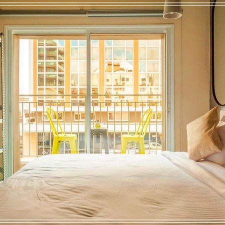 Dream Beach 98 Hotel And Spa Tel Aviv Esterno foto