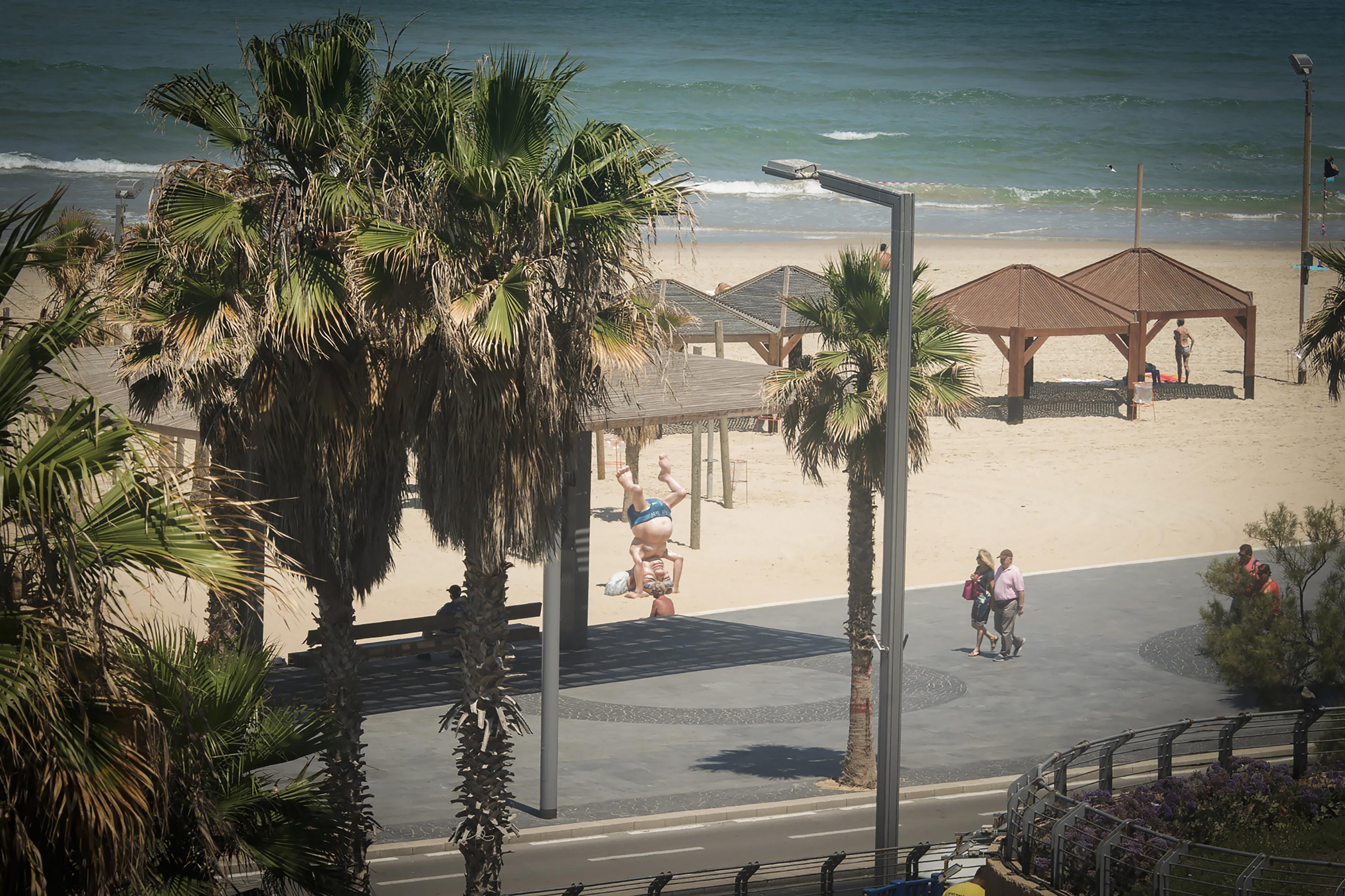 Dream Beach 98 Hotel And Spa Tel Aviv Esterno foto