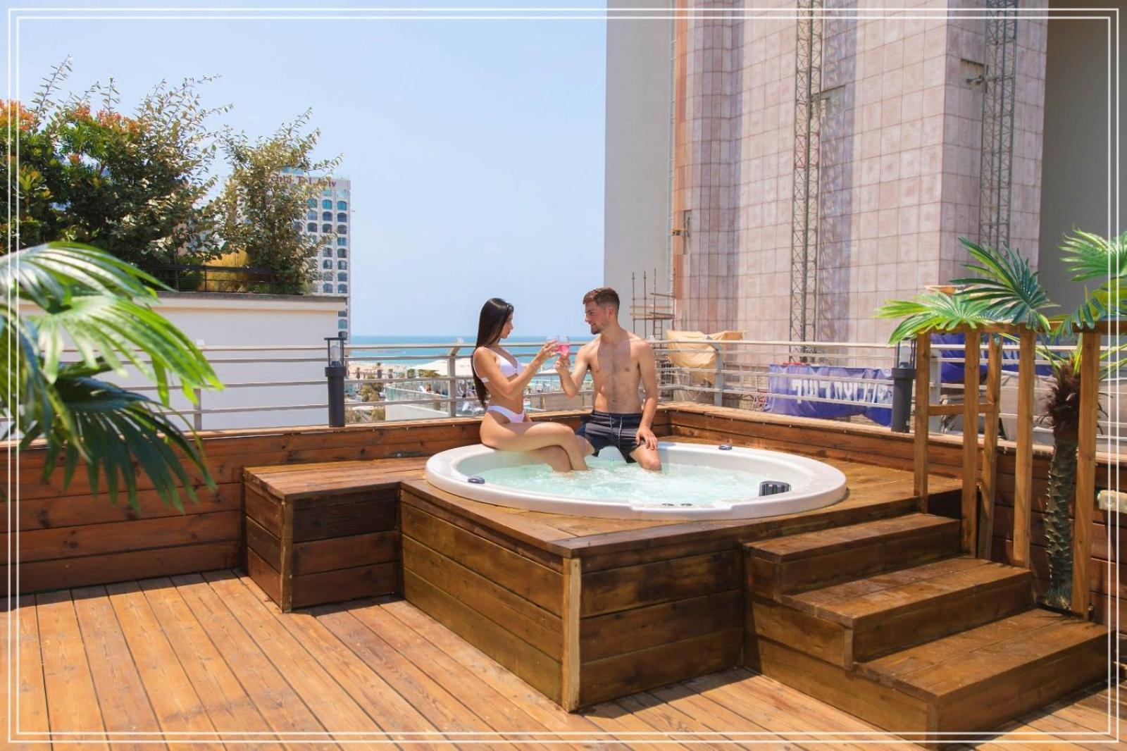 Dream Beach 98 Hotel And Spa Tel Aviv Esterno foto
